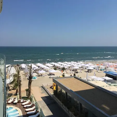 Studio White Tower Nord Appartement Mamaia