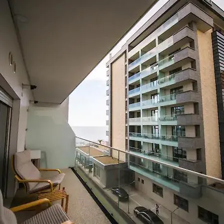 Appartement Studio White Tower Nord *
